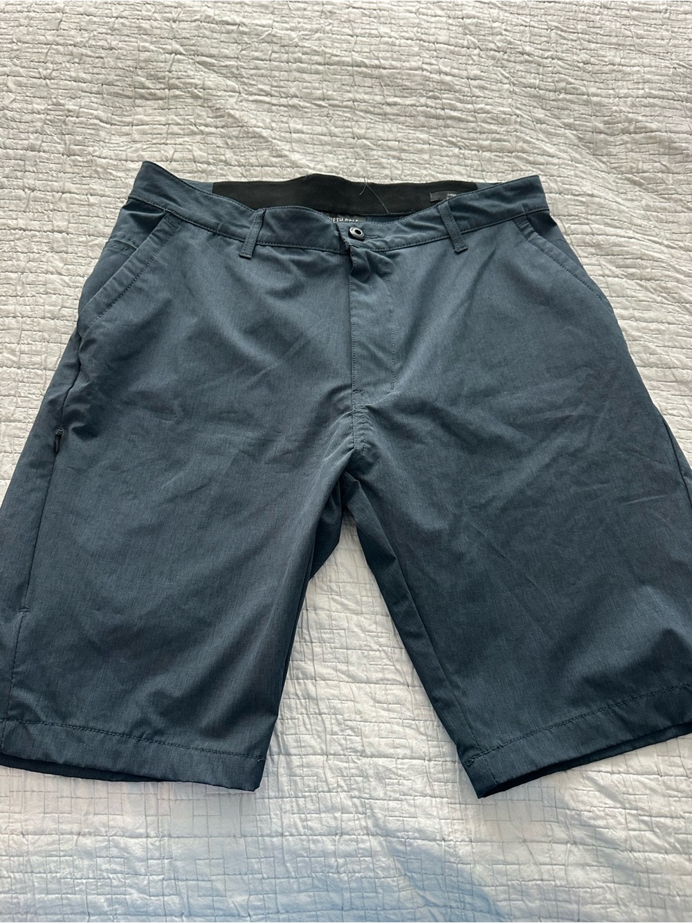 Kenneth Cole Men's Flat Front Shorts in Slate Blue